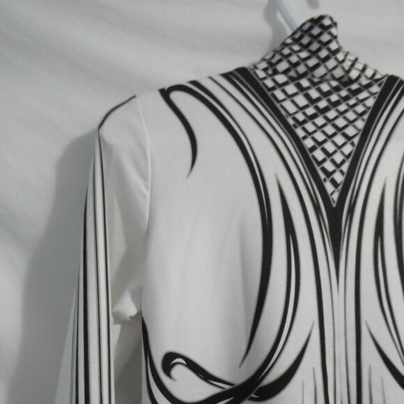 CATWALK | medium | White Zip-Up Jacket With Incredible All-Over Print Design - Picture 9 of 15